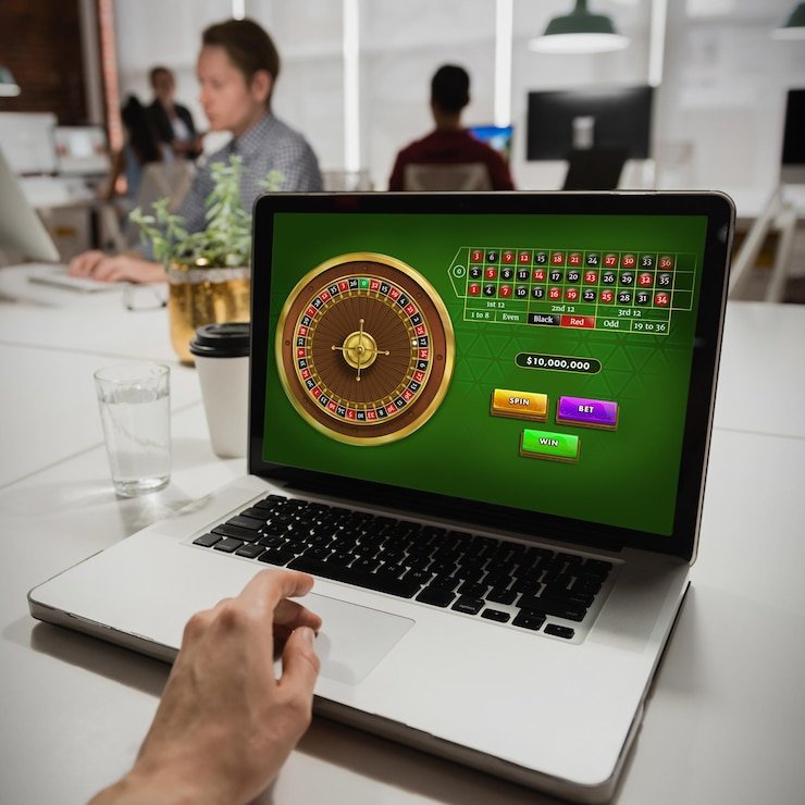 wow apk Crash Games